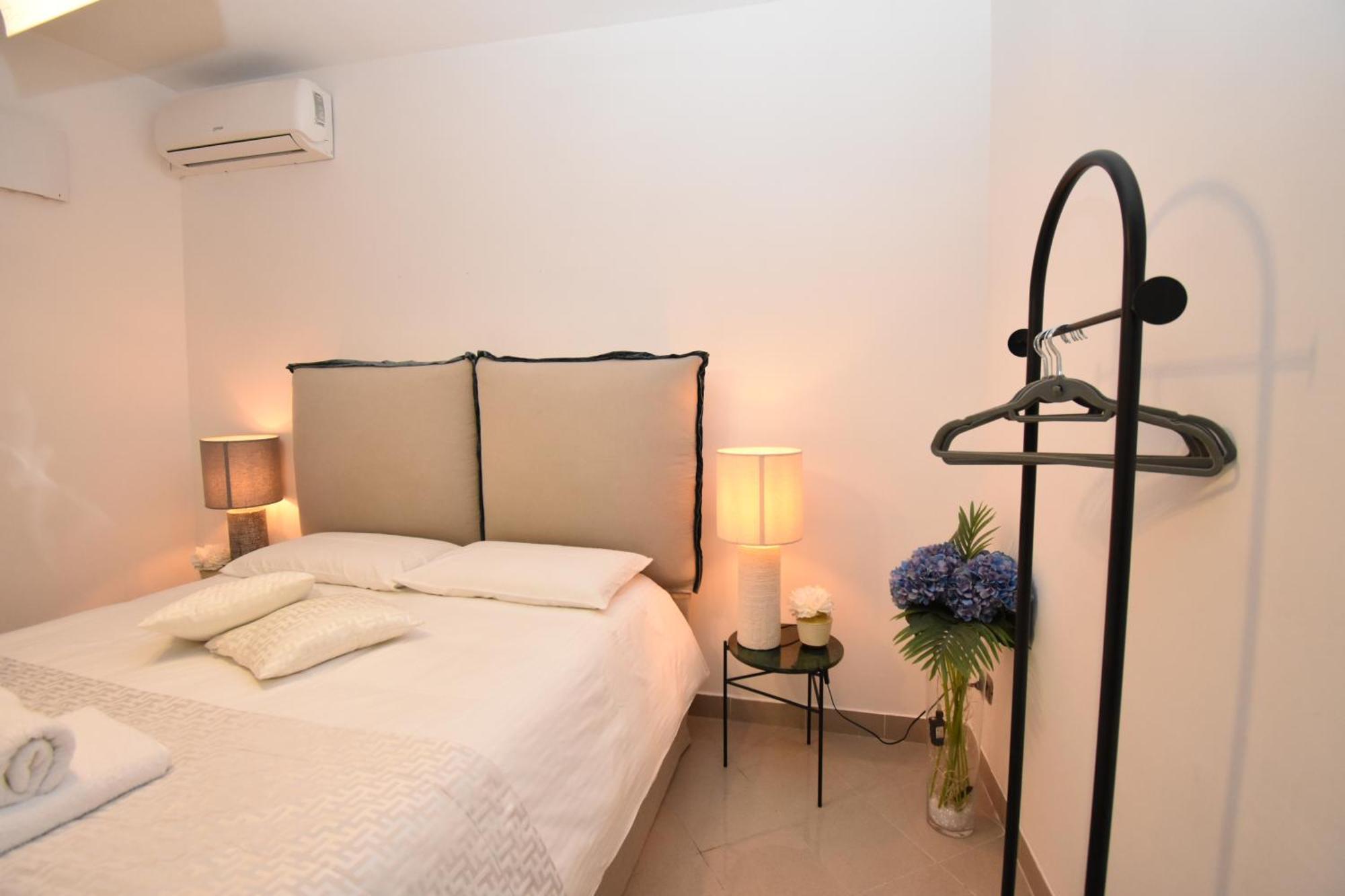 Diasof Apartments Roma Esterno foto