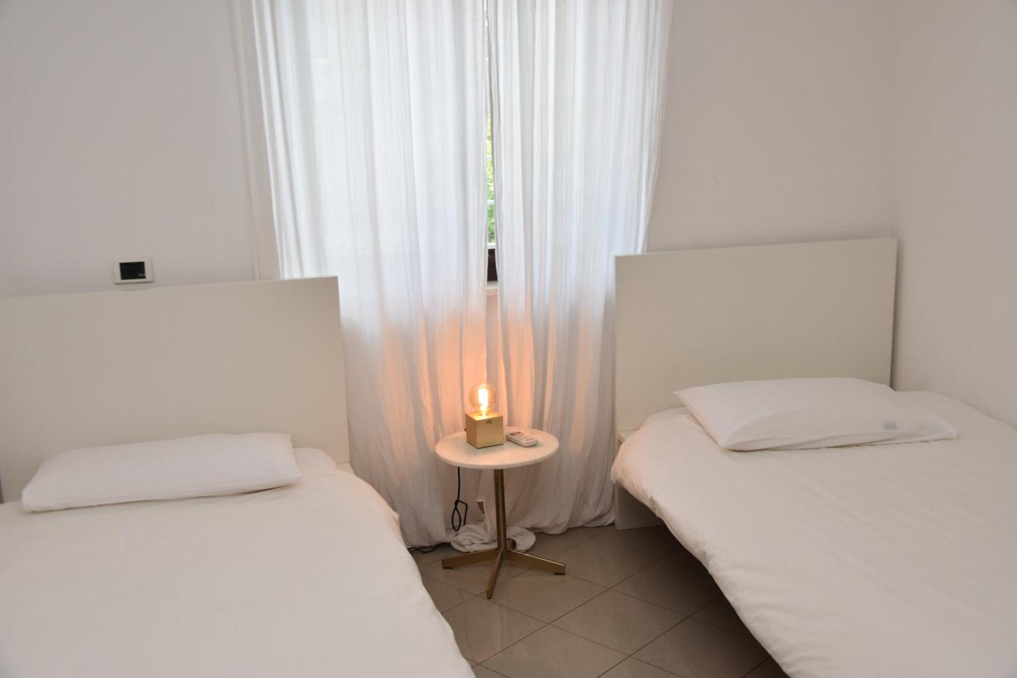 Diasof Apartments Roma Esterno foto
