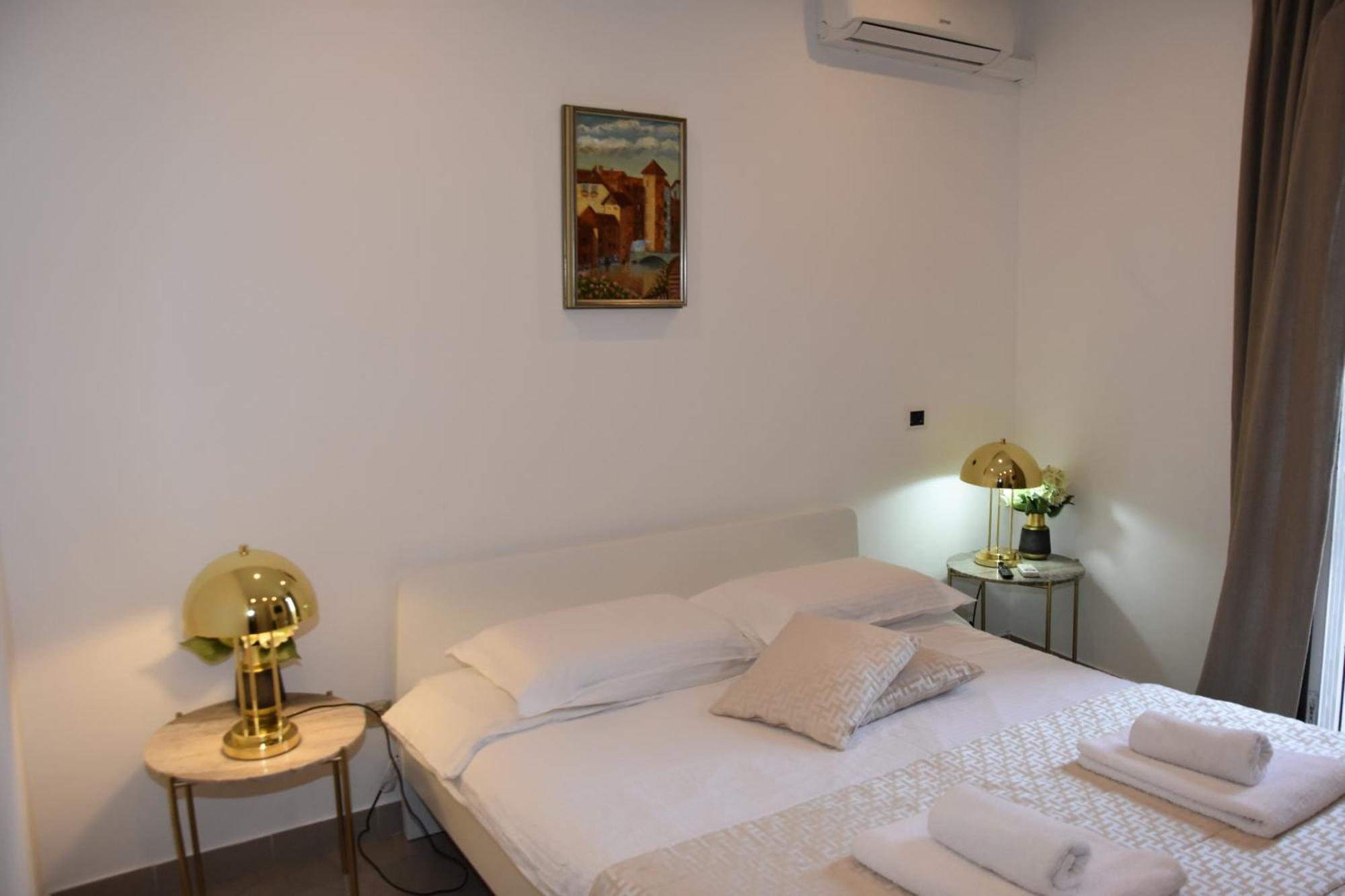 Diasof Apartments Roma Esterno foto