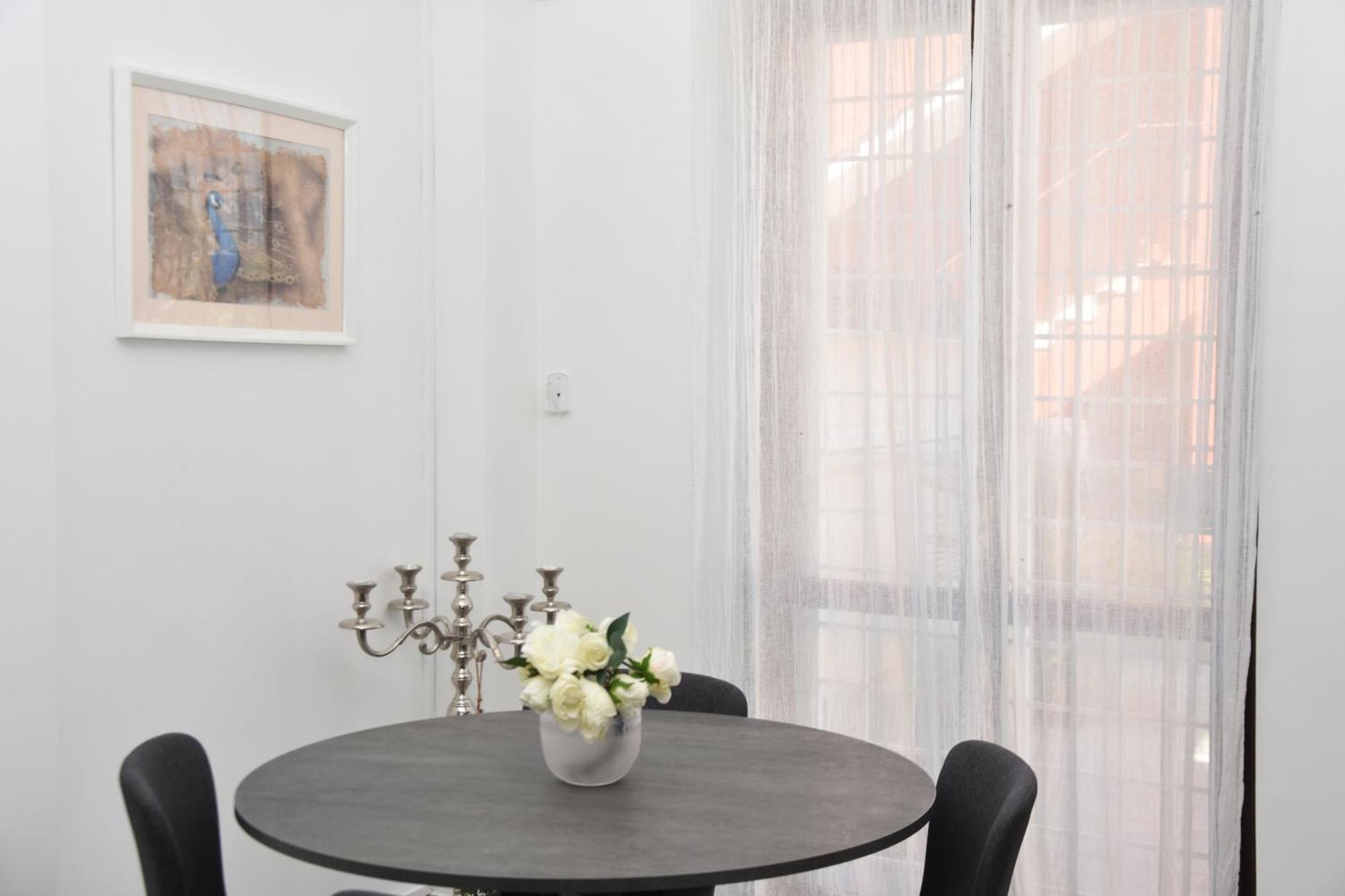 Diasof Apartments Roma Esterno foto